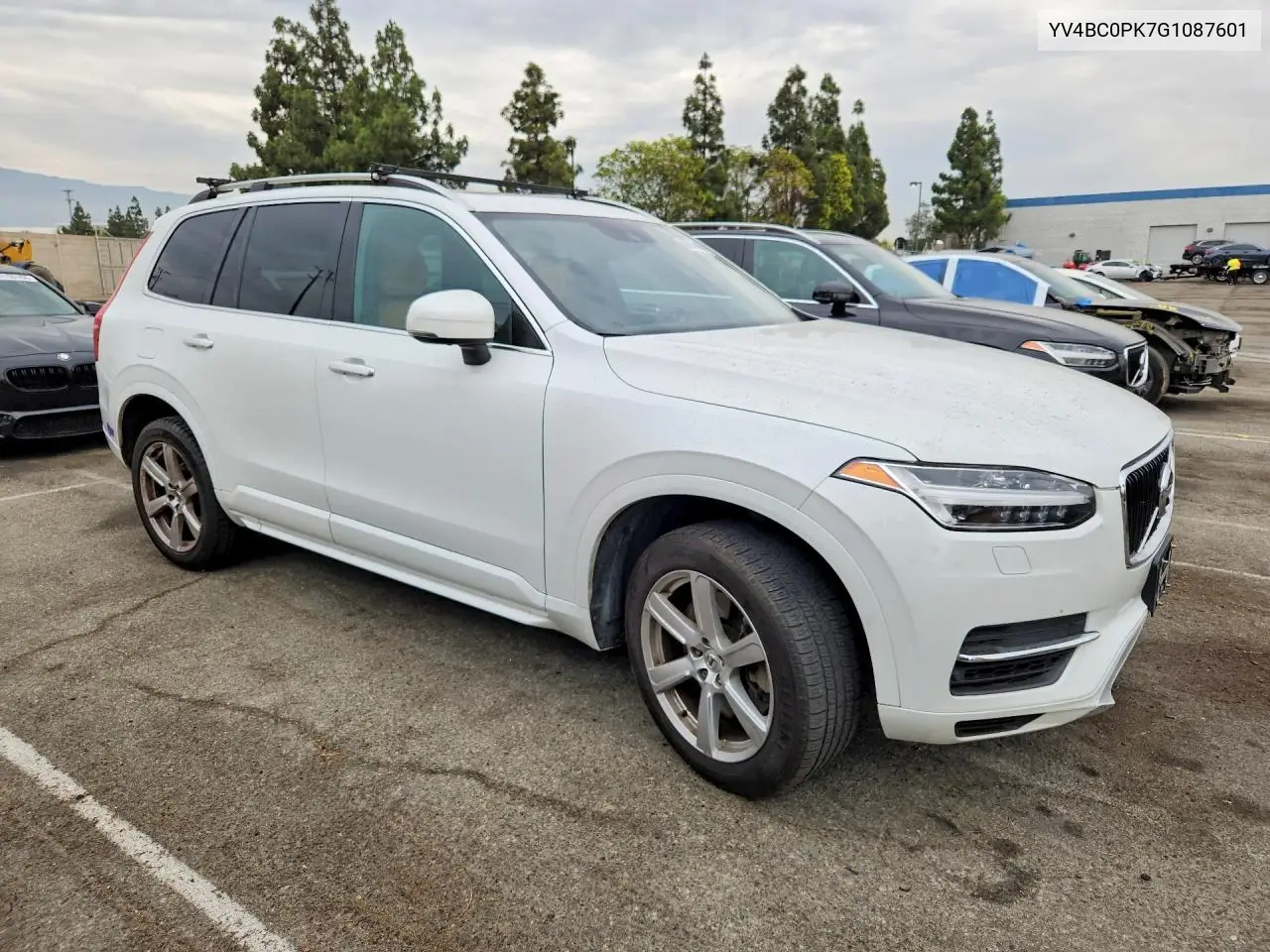 2016 Volvo Xc90 T8 VIN: YV4BC0PK7G1087601 Lot: 60817166