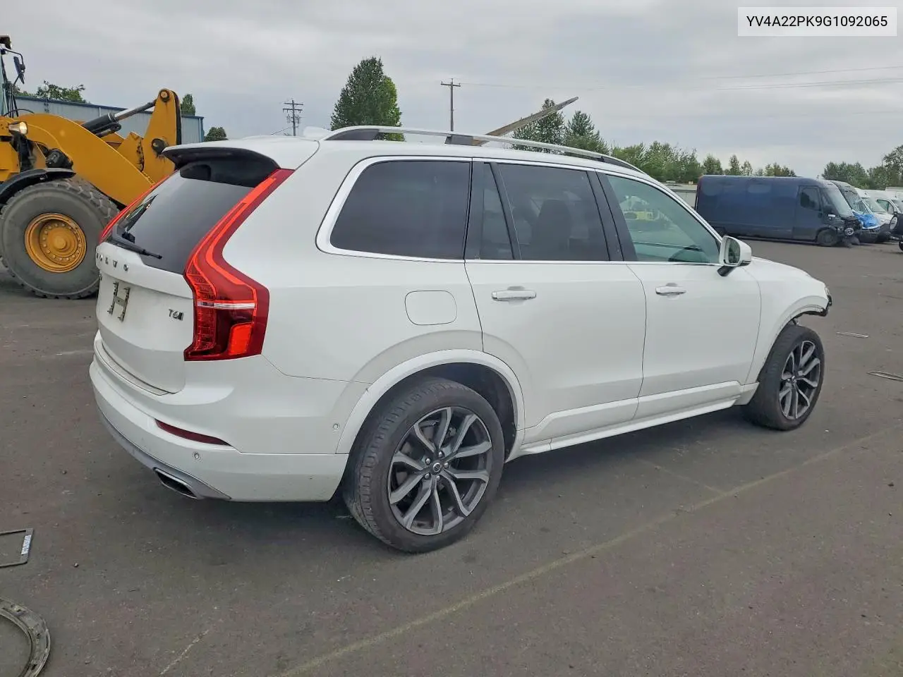 2016 Volvo Xc90 T6 VIN: YV4A22PK9G1092065 Lot: 61186556