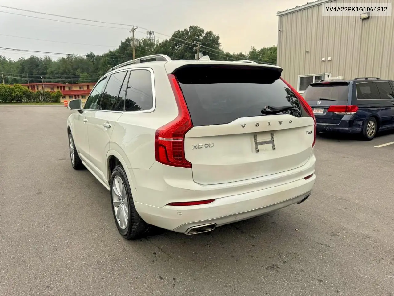 2016 Volvo Xc90 T6 VIN: YV4A22PK1G1064812 Lot: 61684686