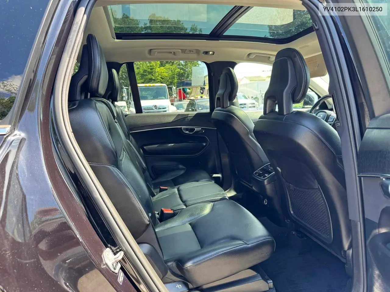 2020 Volvo Xc90 T5 Momentum VIN: YV4102PK3L1610250 Lot: 62202136
