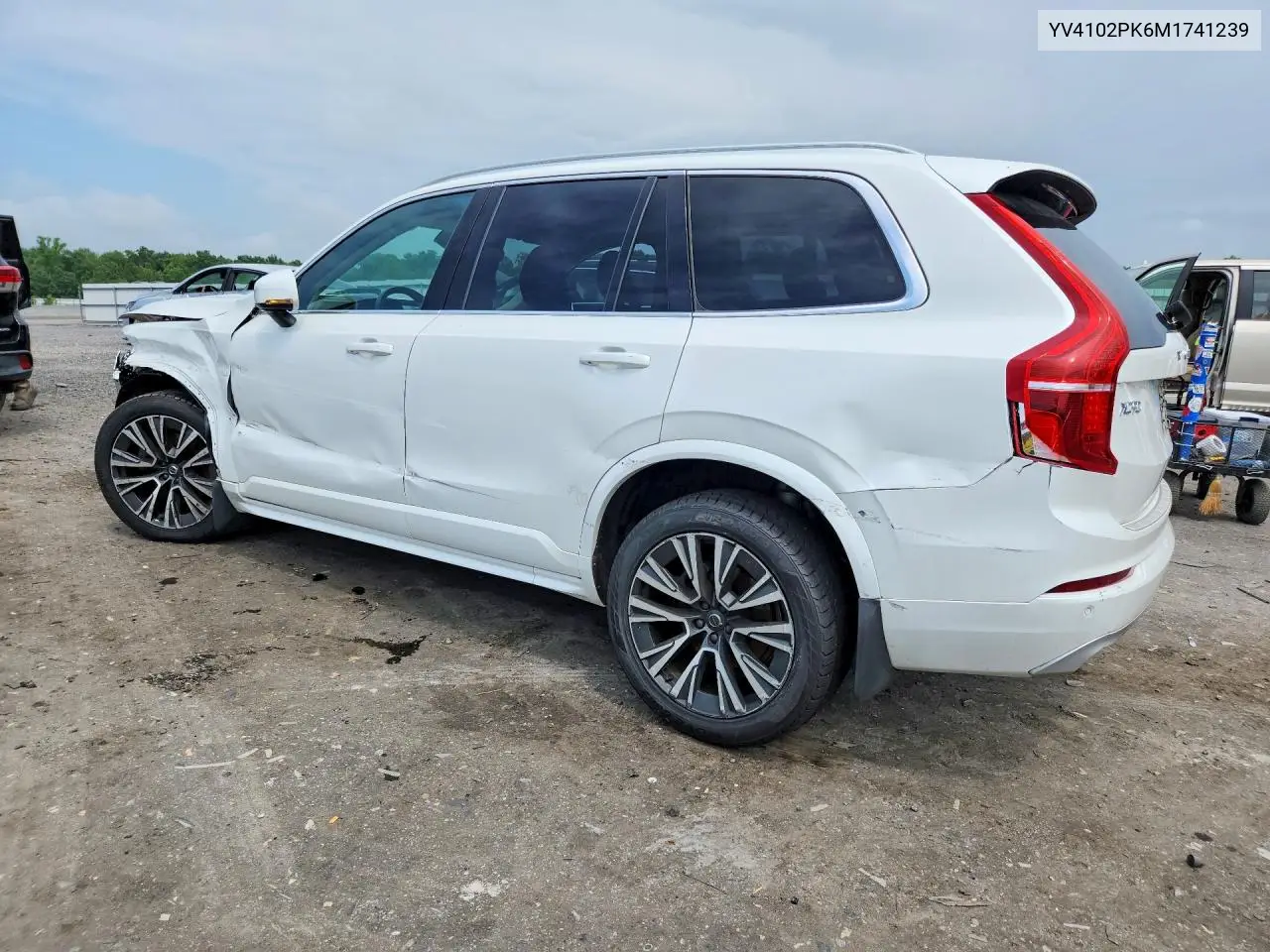 2021 Volvo Xc90 T5 Momentum VIN: YV4102PK6M1741239 Lot: 60018986