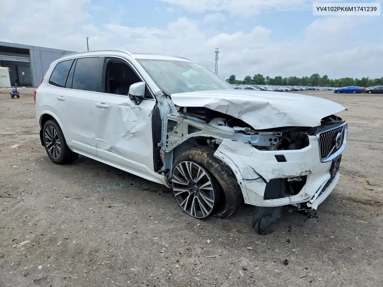 2021 Volvo Xc90 T5 Momentum VIN: YV4102PK6M1741239 Lot: 60018986