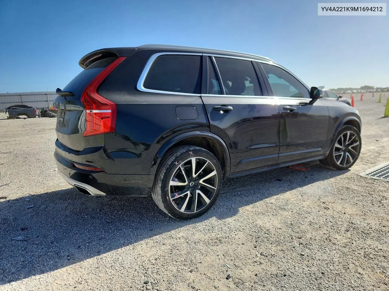 2021 Volvo Xc90 T6 Momentum VIN: YV4A221K9M1694212 Lot: 60232676