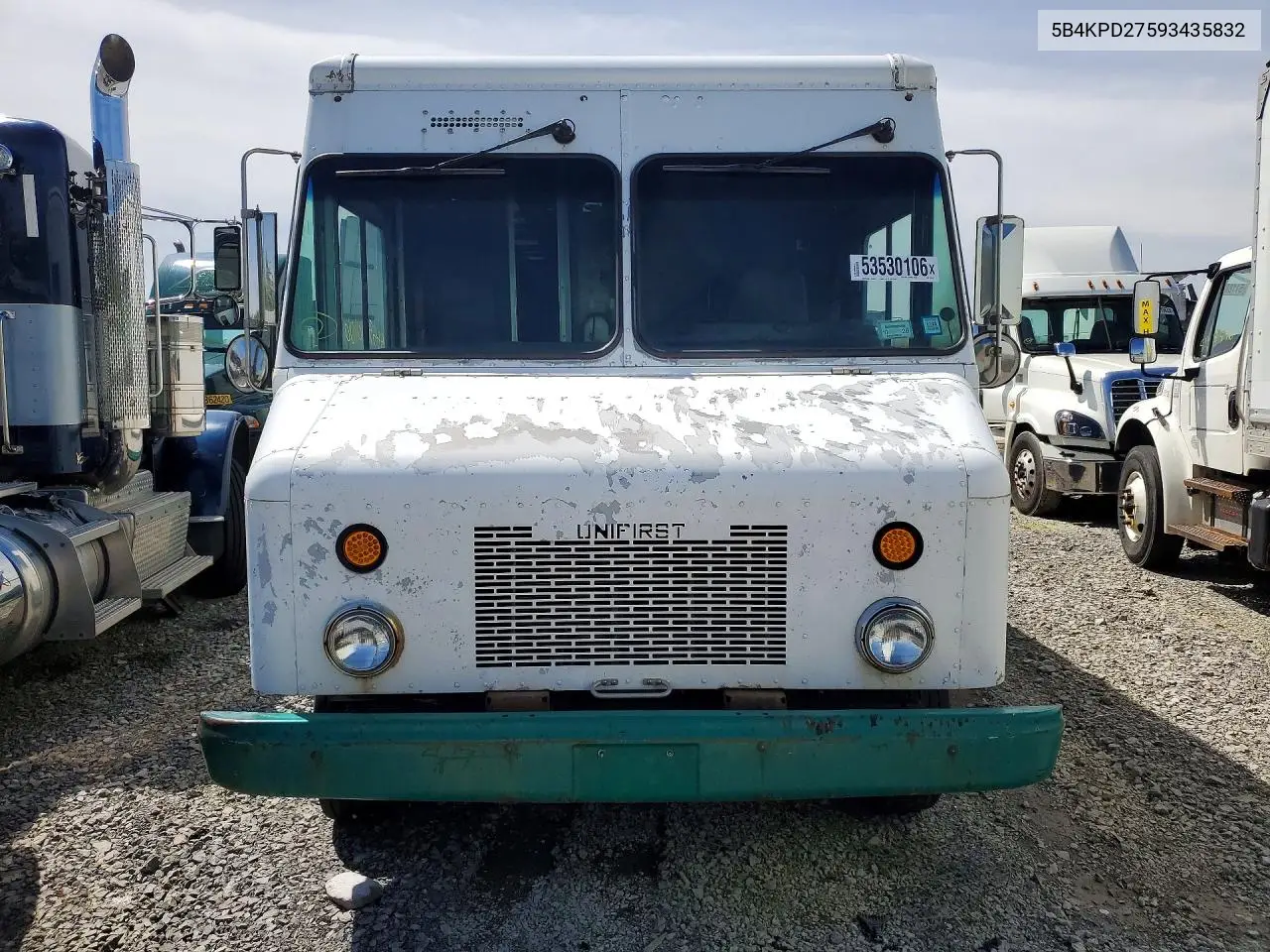2009 Workhorse W42 Delivery Truck VIN: 5B4KPD27593435832 Lot: 53530106