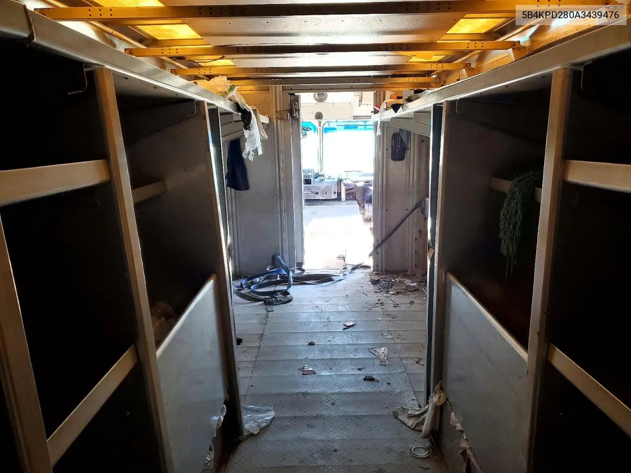 2010 Workhorse W42 Delivery Truck VIN: 5B4KPD280A3439476 Lot: 46947326