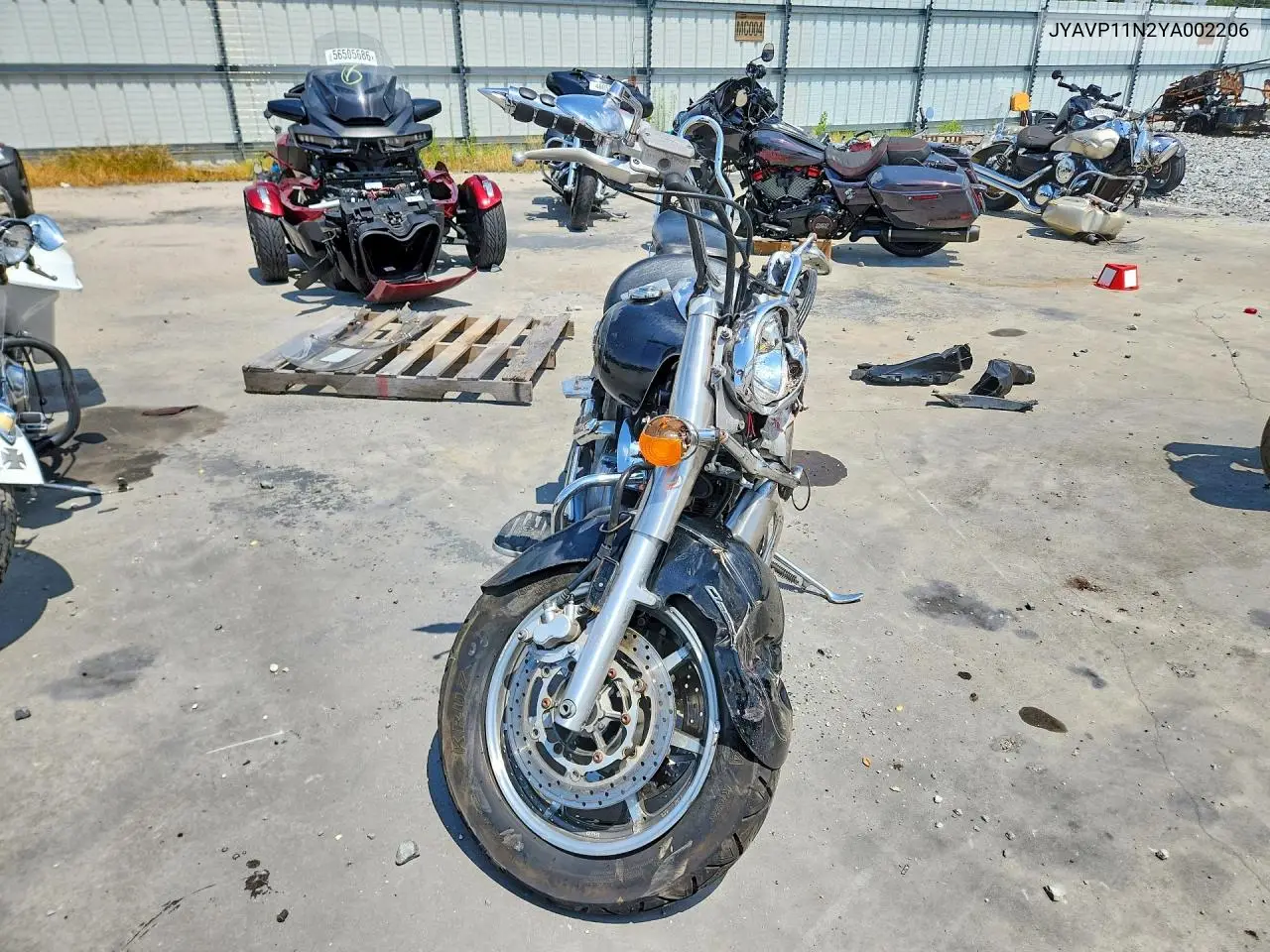 2000 Yamaha Xvs1100 M VIN: JYAVP11N2YA002206 Lot: 58148696