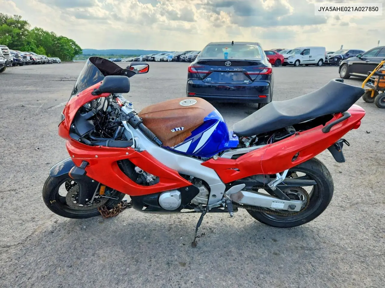 2001 Yamaha Yzf600 R VIN: JYA5AHE021A027850 Lot: 52244906
