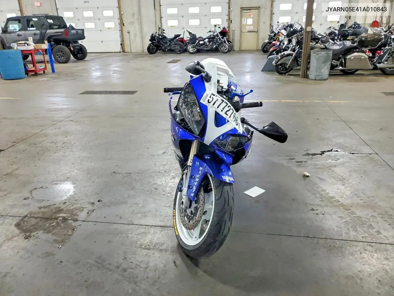 2001 Yamaha Yzfr1 VIN: JYARN05E41A010843 Lot: 57772766