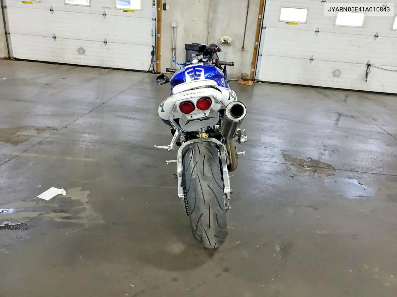 2001 Yamaha Yzfr1 VIN: JYARN05E41A010843 Lot: 57772766