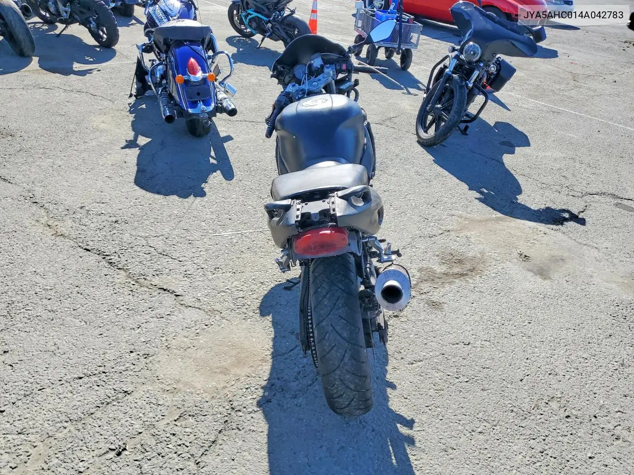 2004 Yamaha Yzf600 R VIN: JYA5AHC014A042783 Lot: 53790506