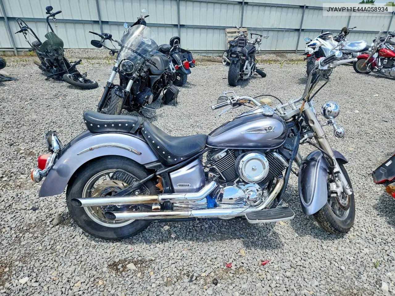 2004 Yamaha Xvs1100 A VIN: JYAVP11E44A058934 Lot: 57060456