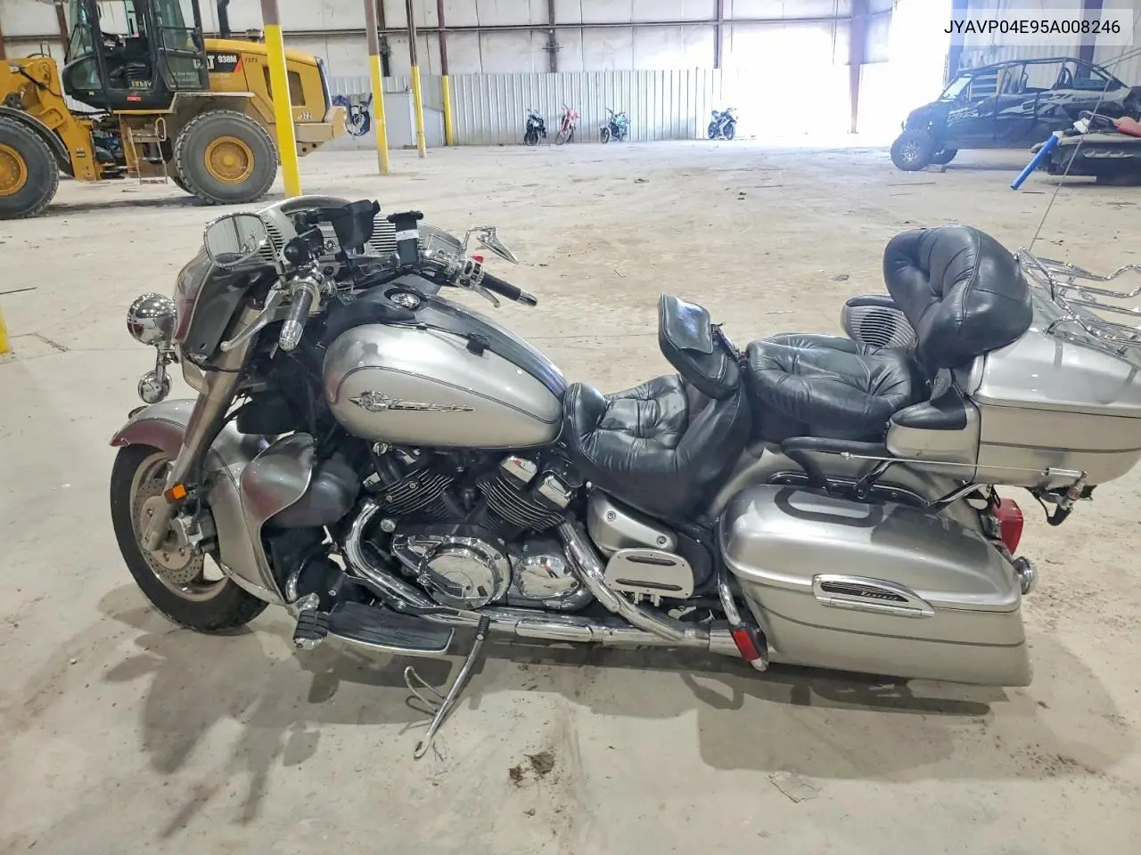 2005 Yamaha Xvz13 Tf VIN: JYAVP04E95A008246 Lot: 57419606