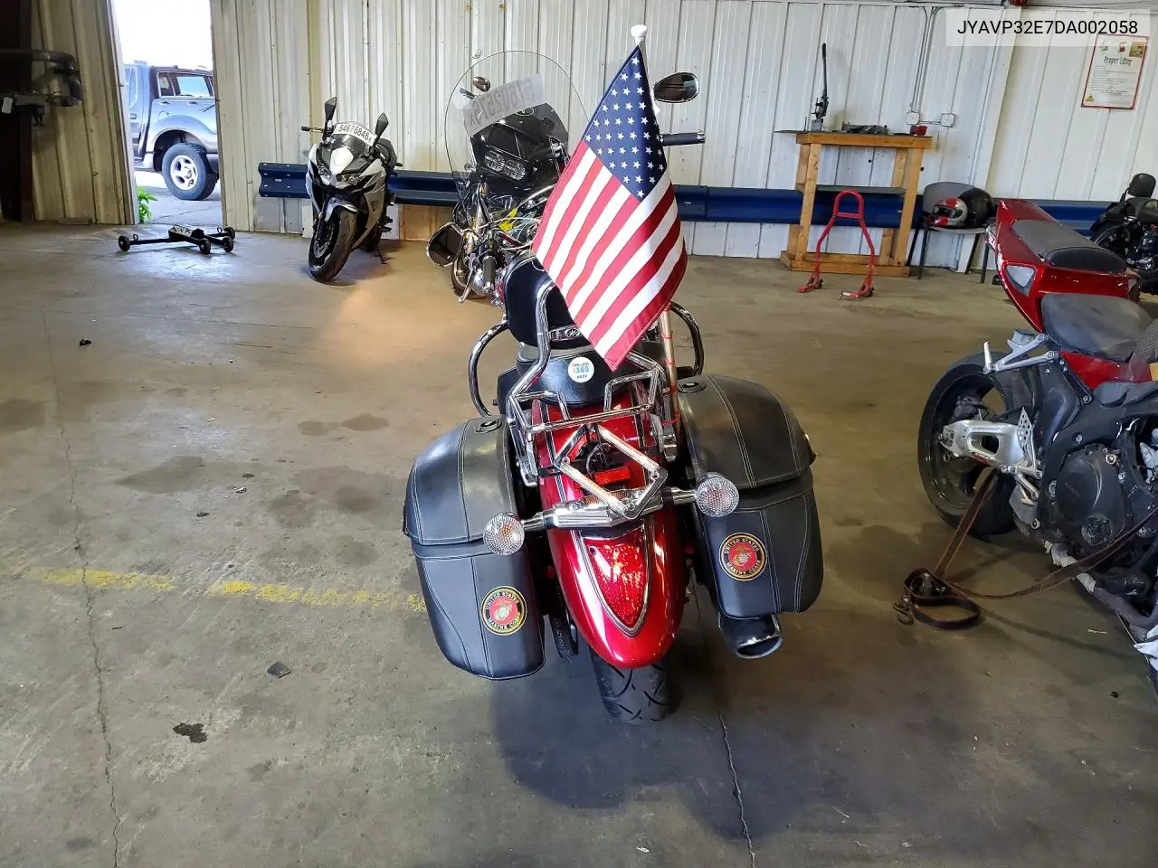 2013 Yamaha Xvs1300 Ct VIN: JYAVP32E7DA002058 Lot: 57602576
