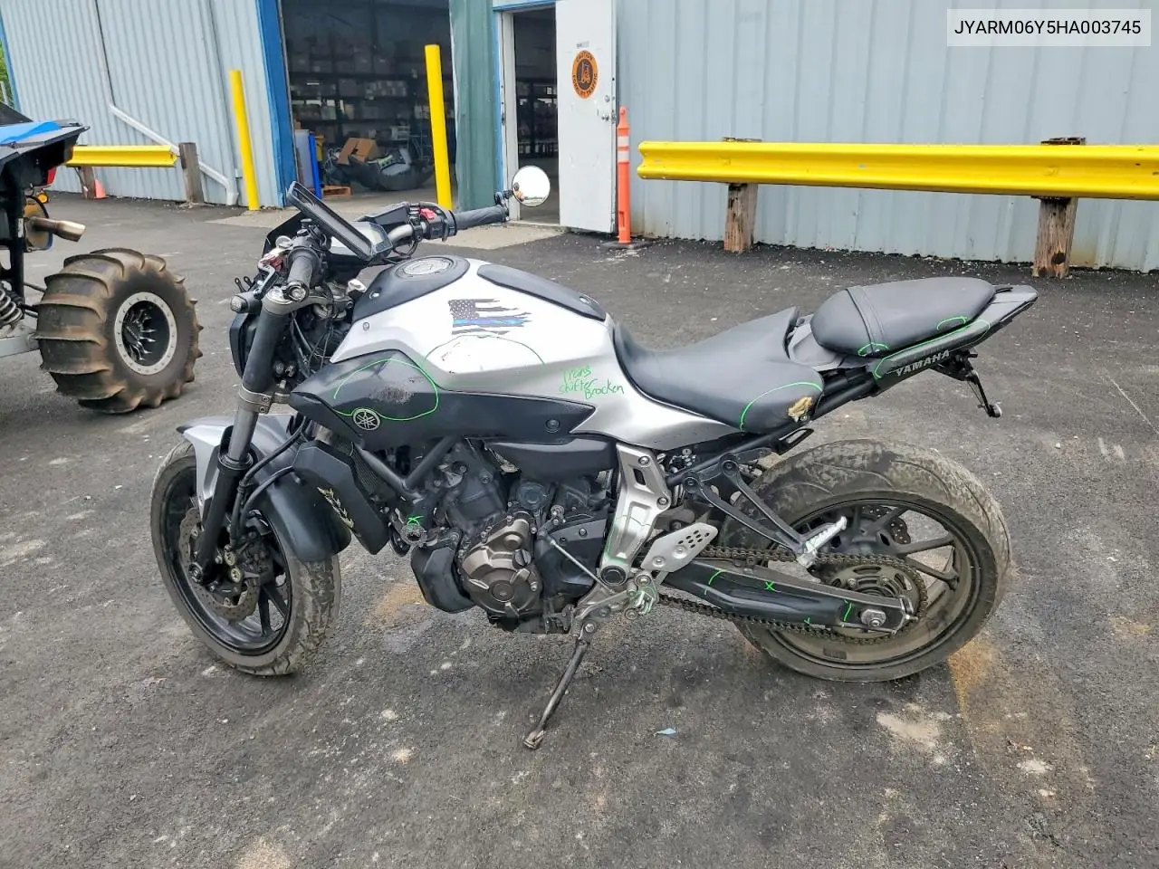 2017 Yamaha Fz07 C VIN: JYARM06Y5HA003745 Lot: 52586386