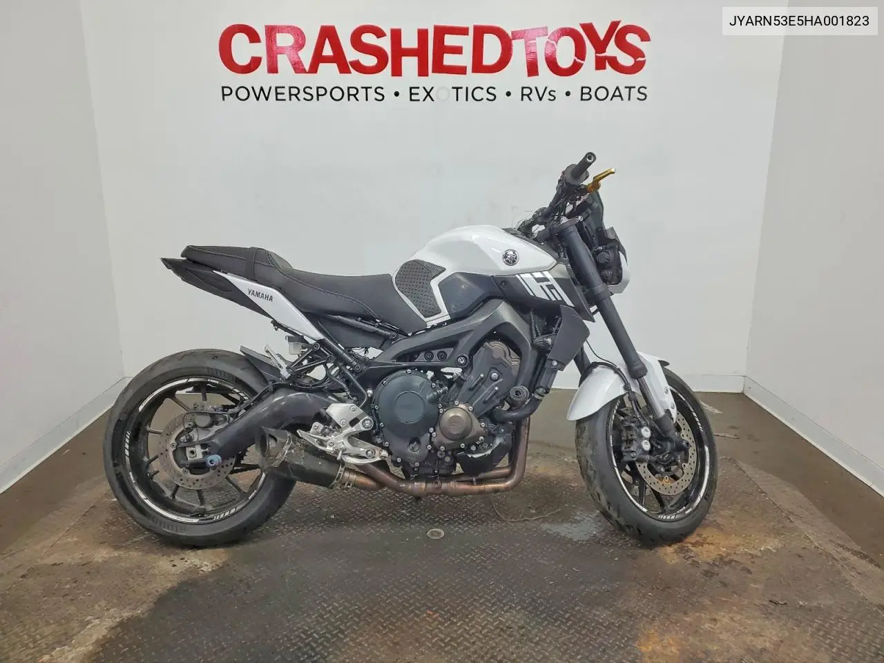 2017 Yamaha Fz09 VIN: JYARN53E5HA001823 Lot: 52703306