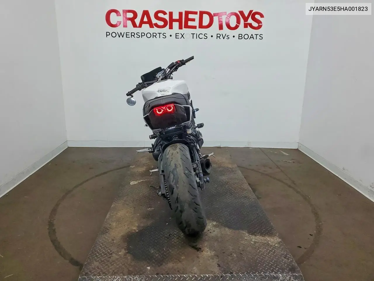 2017 Yamaha Fz09 VIN: JYARN53E5HA001823 Lot: 52703306