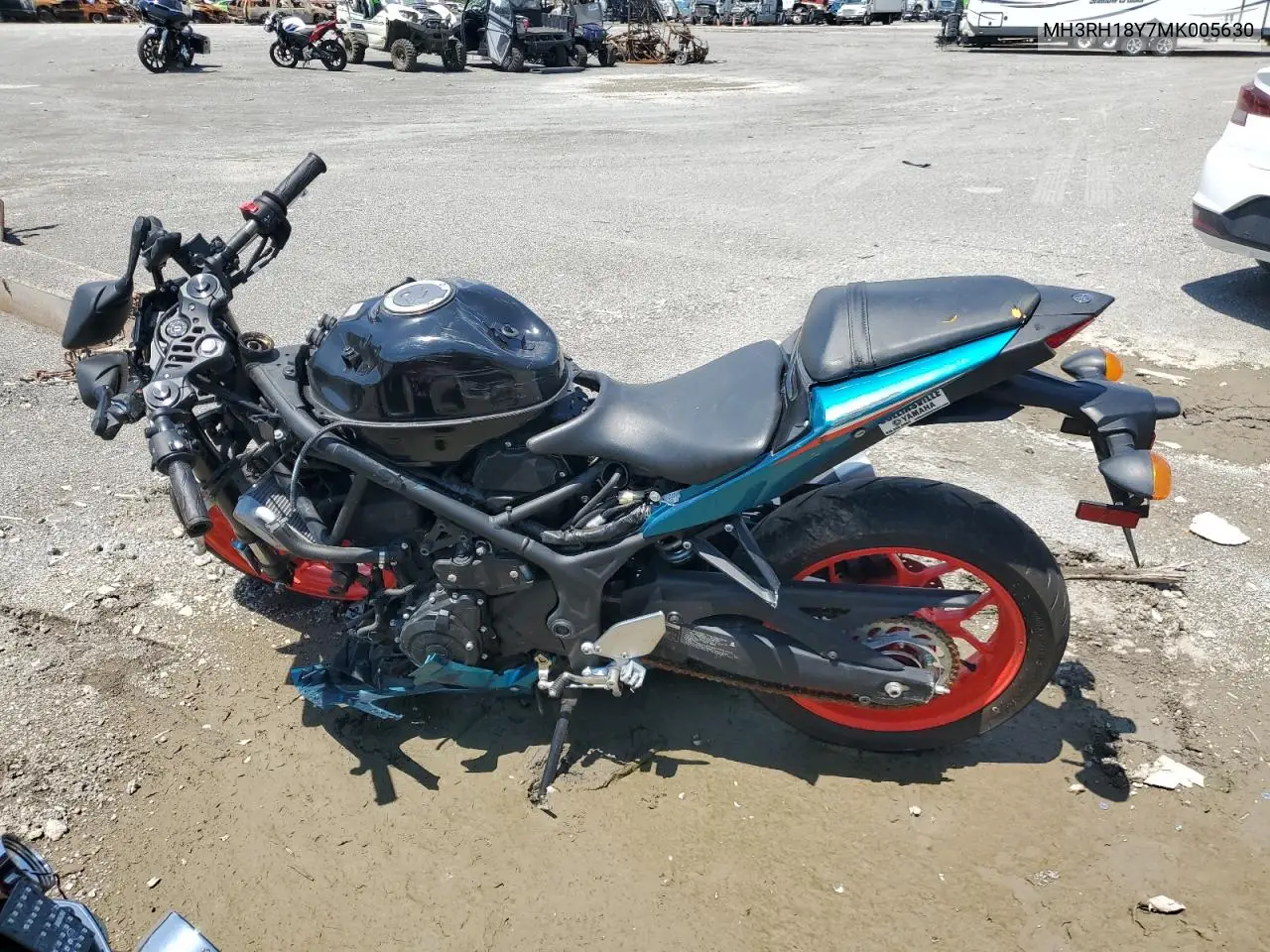 2021 Yamaha Yzfr3 A VIN: MH3RH18Y7MK005630 Lot: 66001725