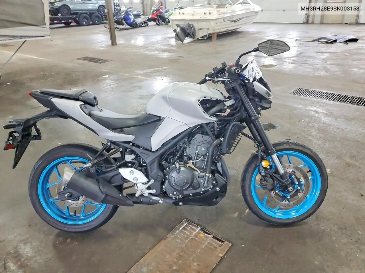 2025 Yamaha Mtn320 A VIN: MH3RH28E9SK003158 Lot: 60993256