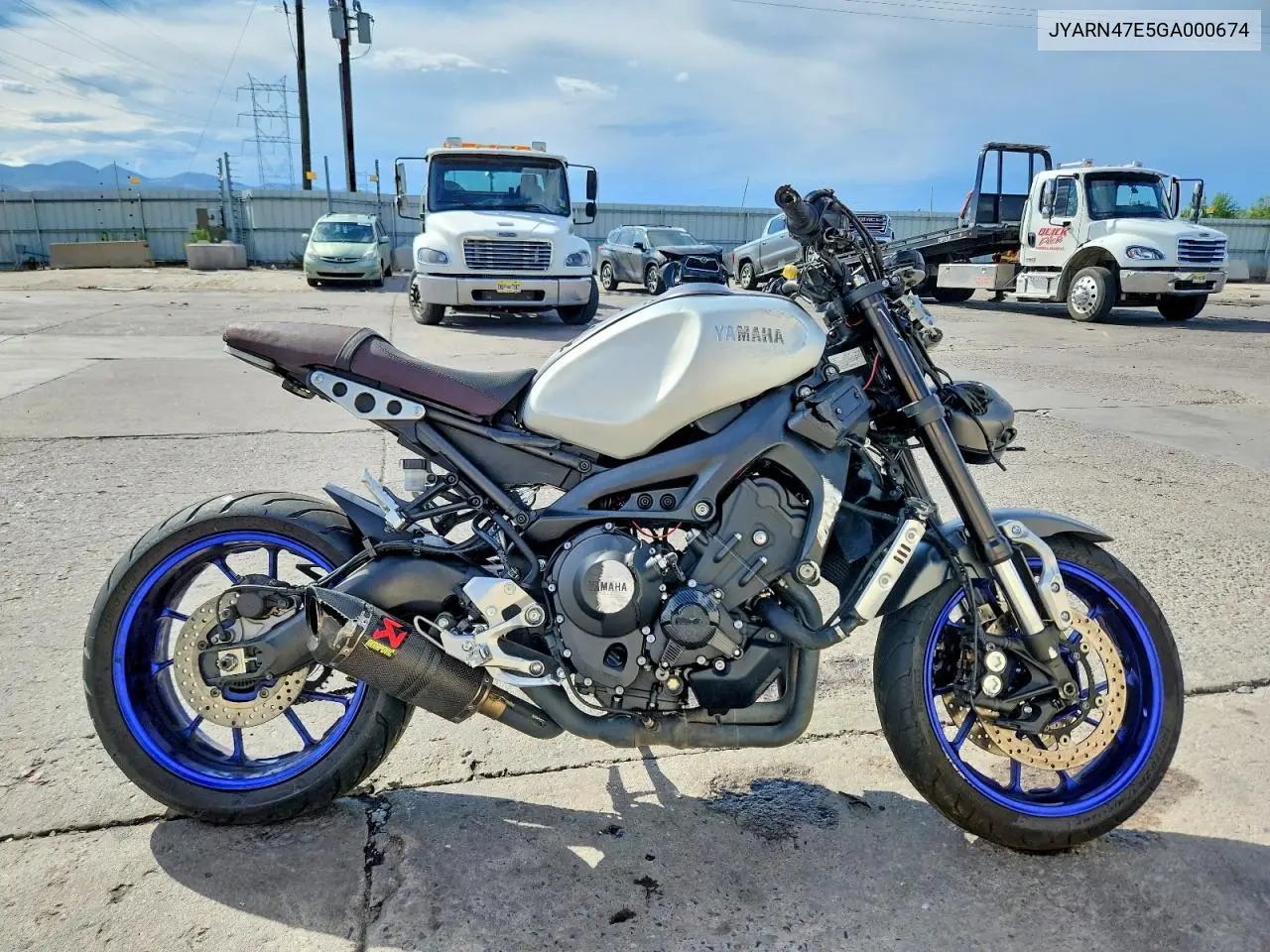 2016 Yamaha Xsr900 60Th Anniversary VIN: JYARN47E5GA000674 Lot: 59605556