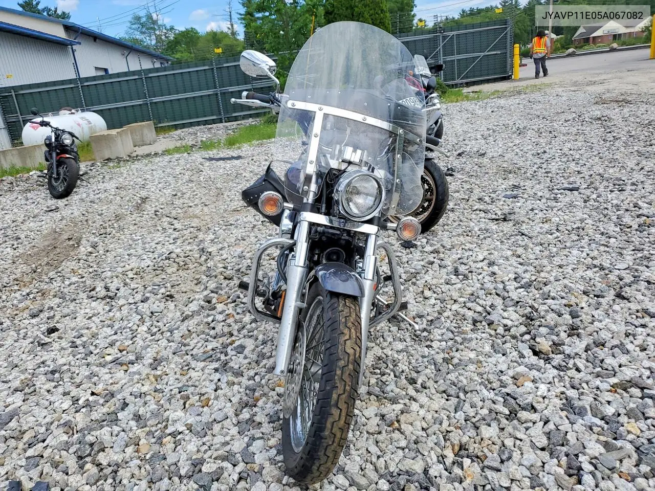2005 Yamaha Xvs1100 A VIN: JYAVP11E05A067082 Lot: 58390606
