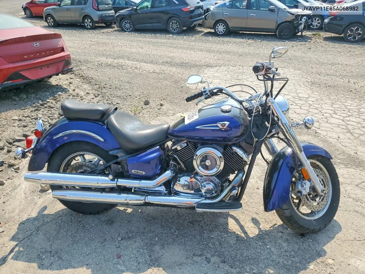 2005 Yamaha Xvs1100 A VIN: JYAVP11E85A068982 Lot: 61071516