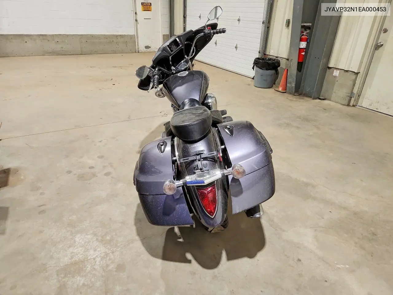 2014 Yamaha Xvs1300 Ct VIN: JYAVP32N1EA000453 Lot: 49869786
