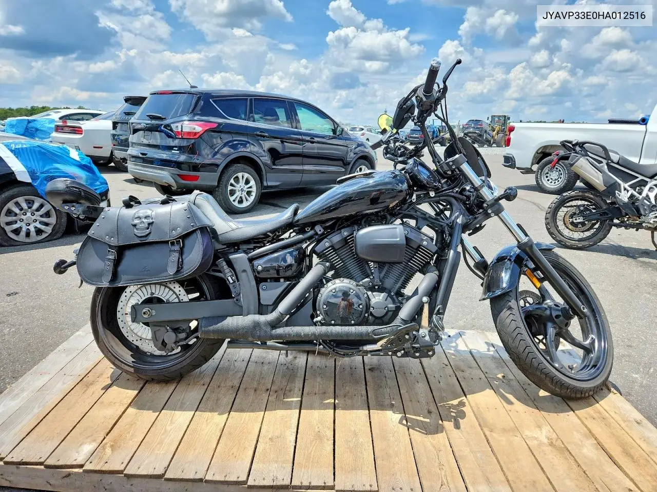 2017 Yamaha Xvs1300 Cu VIN: JYAVP33E0HA012516 Lot: 61547836