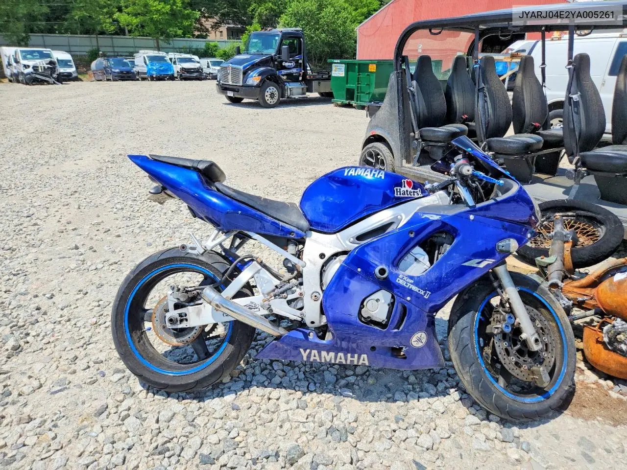 2000 Yamaha Yzfr6 L VIN: JYARJ04E2YA005261 Lot: 57129136