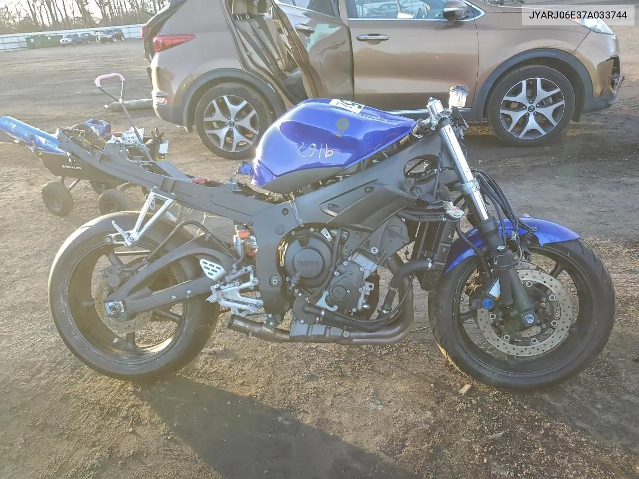 2007 Yamaha Yzfr6 S VIN: JYARJ06E37A033744 Lot: 97999825