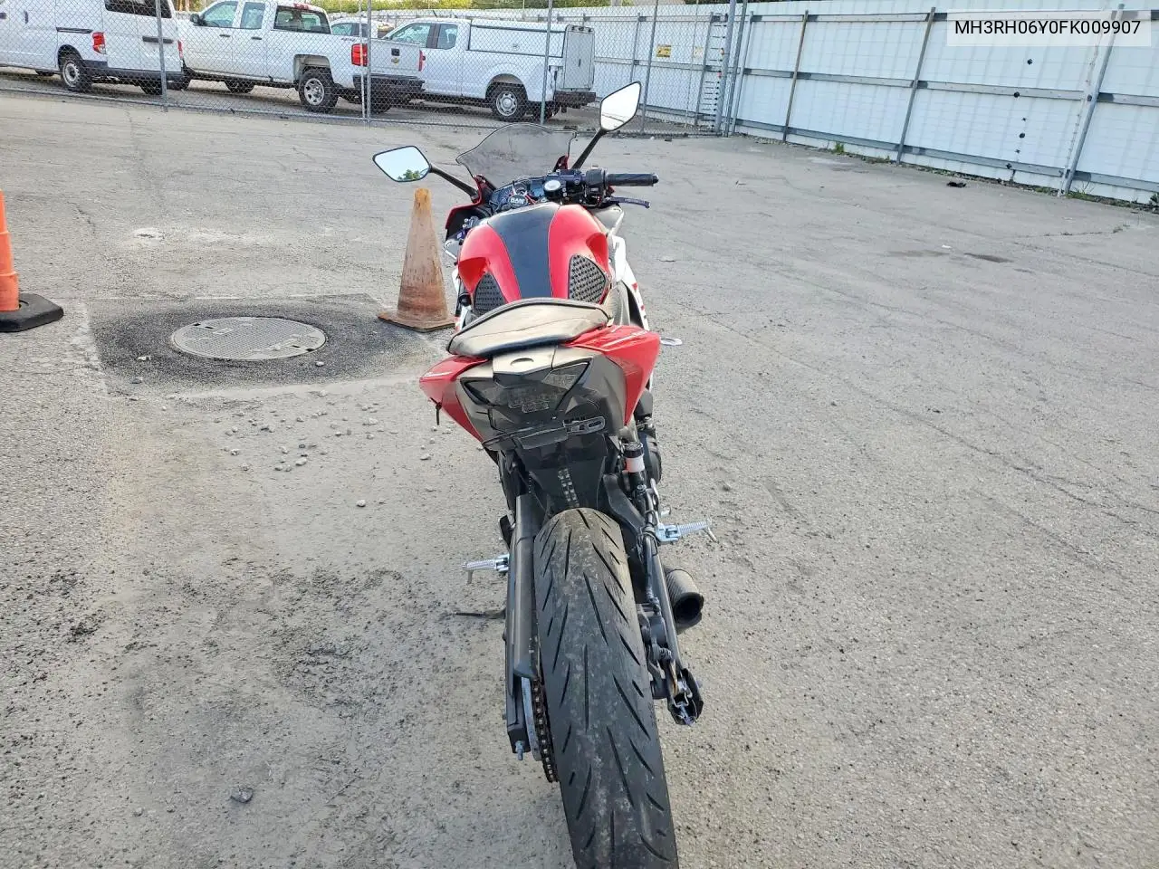 2015 Yamaha Yzfr3 VIN: MH3RH06Y0FK009907 Lot: 59274576