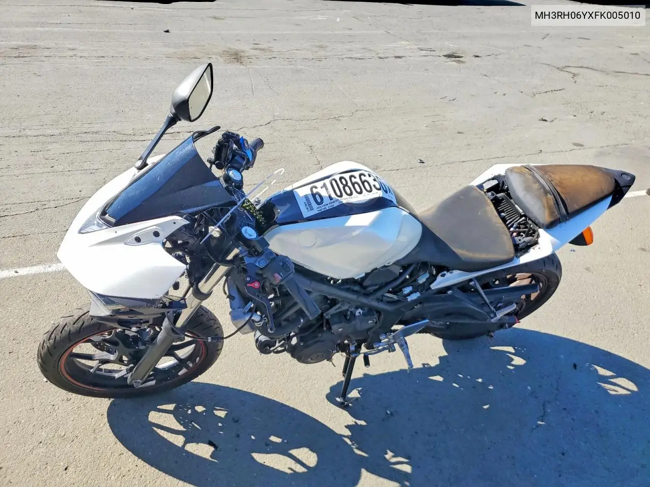 2015 Yamaha Yzfr3 VIN: MH3RH06YXFK005010 Lot: 61086636