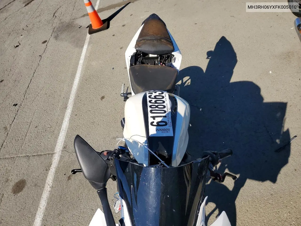 2015 Yamaha Yzfr3 VIN: MH3RH06YXFK005010 Lot: 61086636
