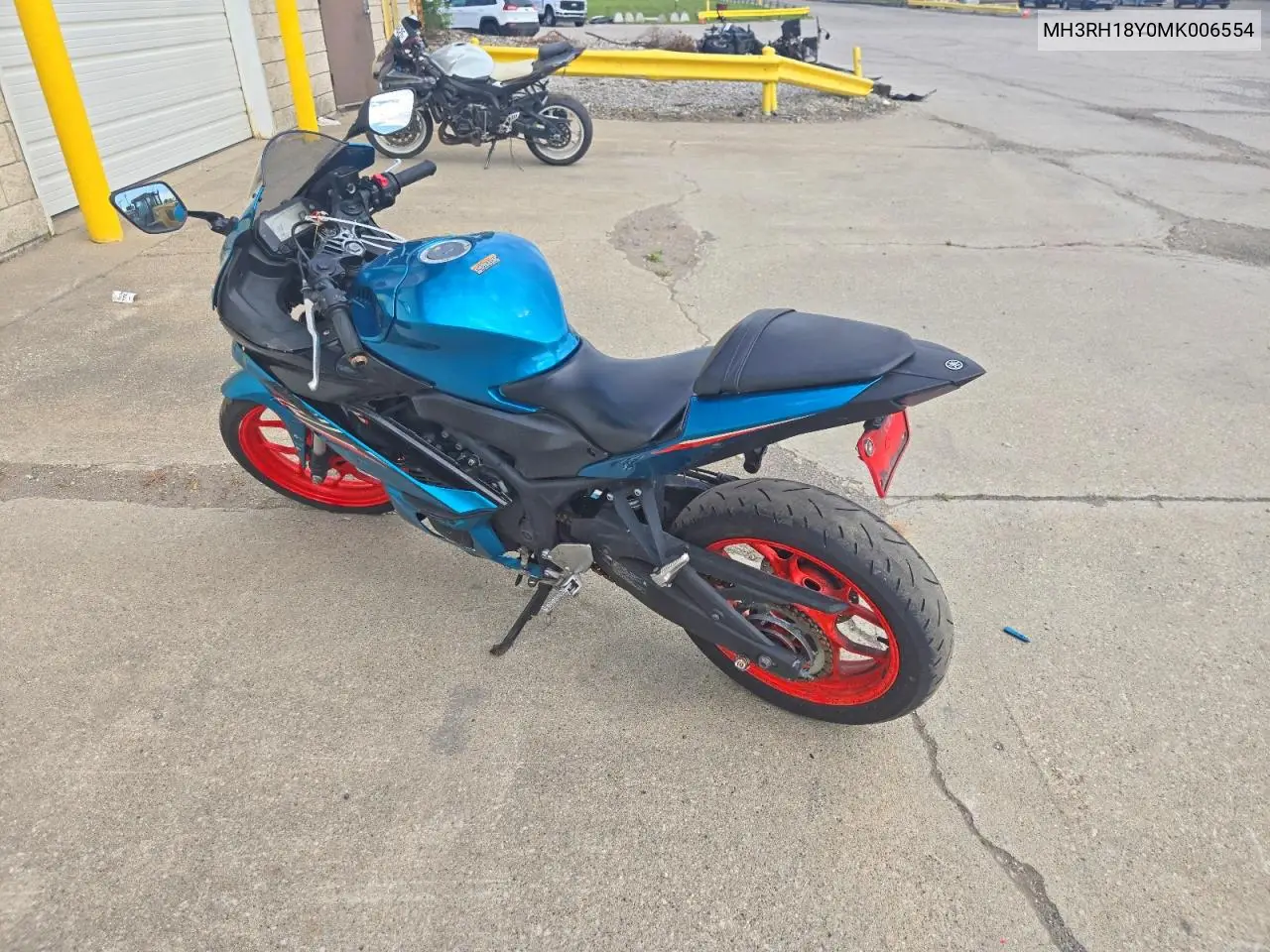 2021 Yamaha Yzfr3 A VIN: MH3RH18Y0MK006554 Lot: 53574756
