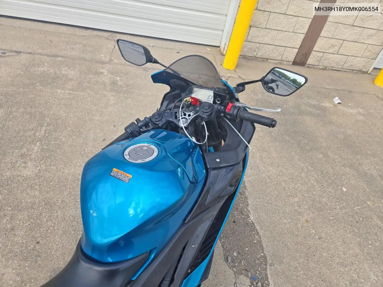 2021 Yamaha Yzfr3 A VIN: MH3RH18Y0MK006554 Lot: 53574756