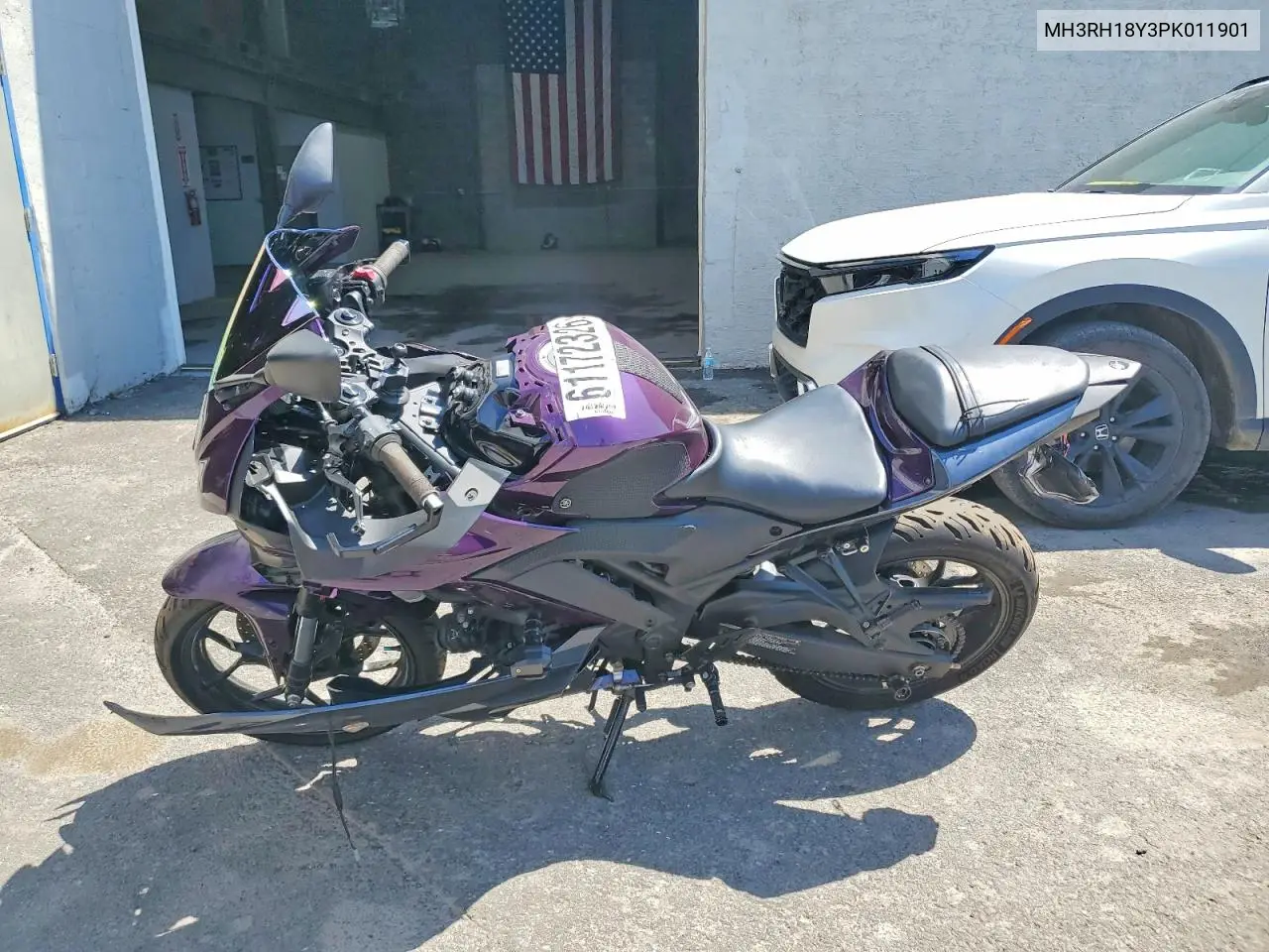 2023 Yamaha Yzfr3 A VIN: MH3RH18Y3PK011901 Lot: 61172326