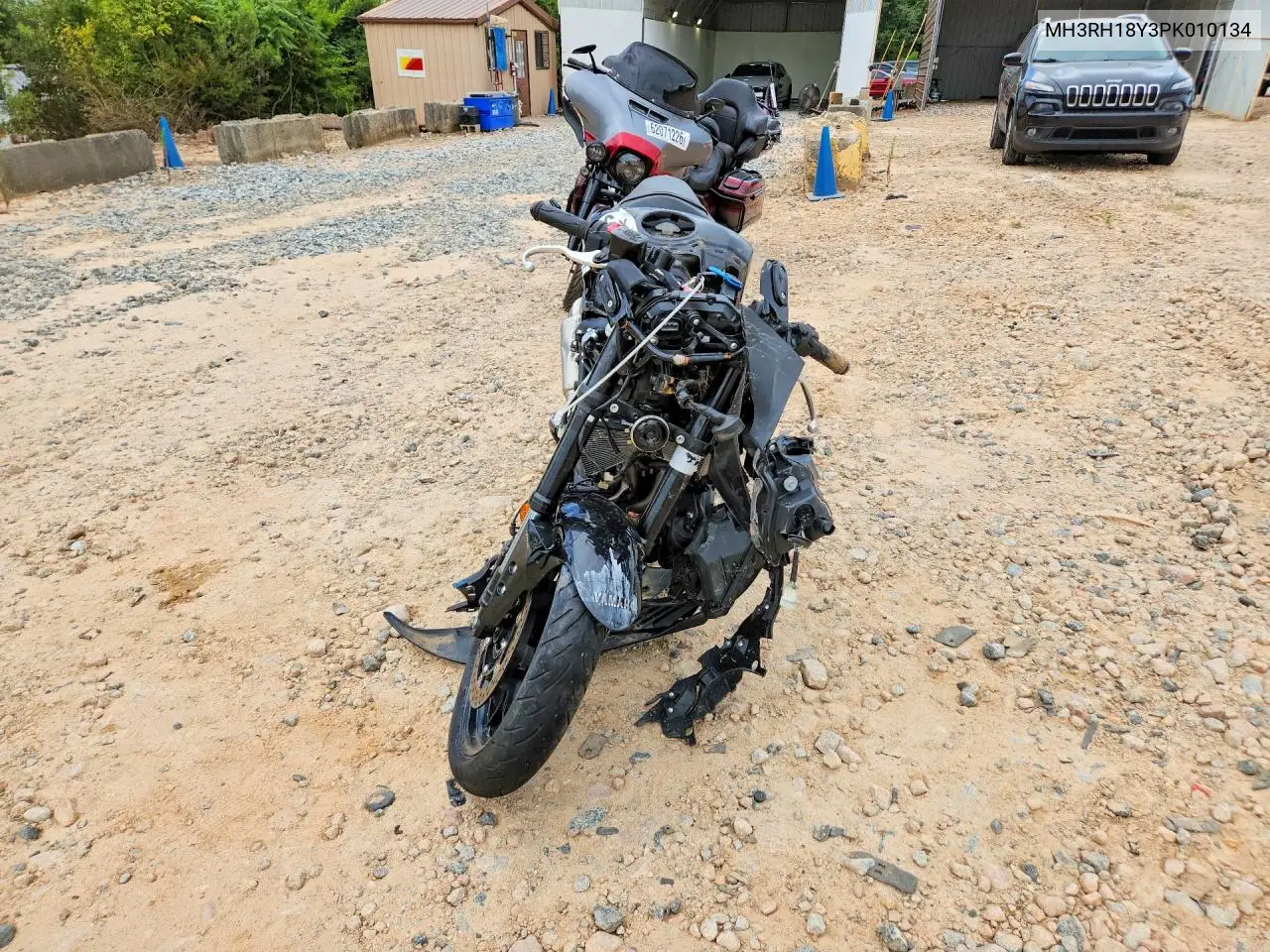 2023 Yamaha Yzfr3 A VIN: MH3RH18Y3PK010134 Lot: 62105606