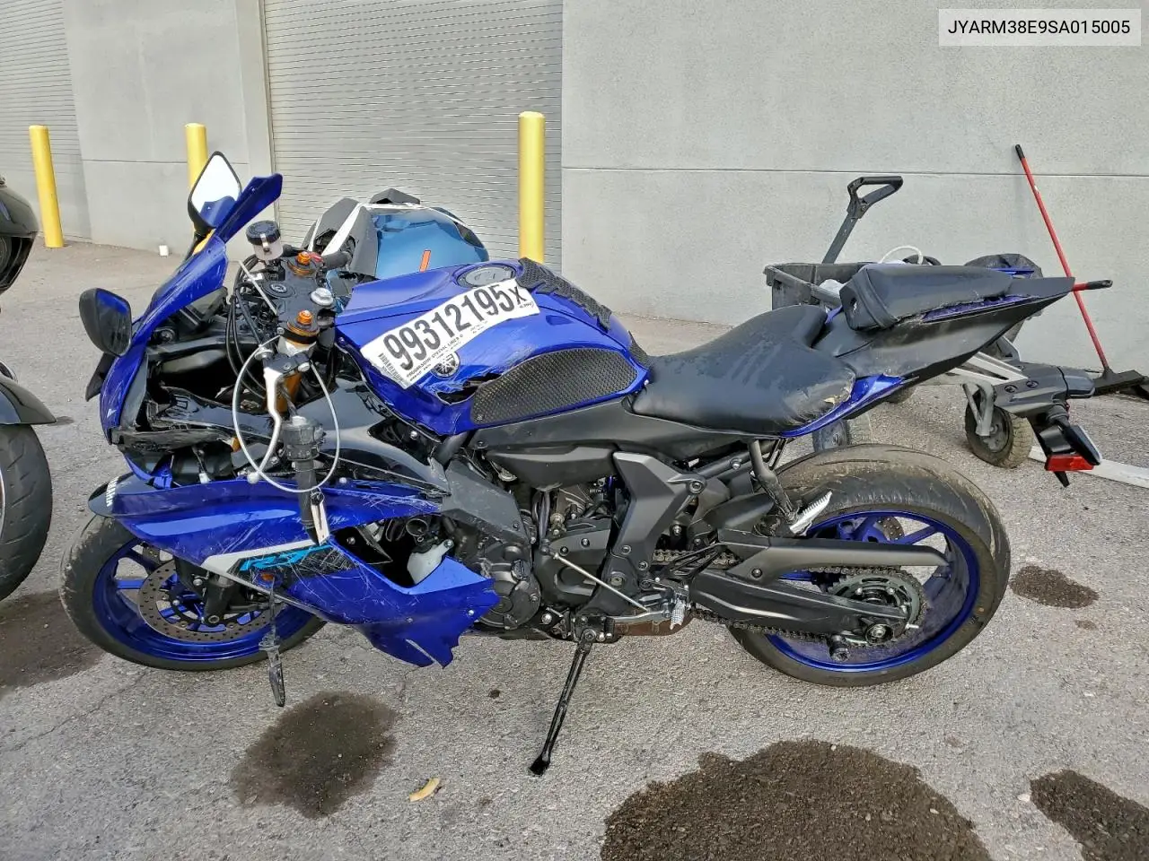 2025 Yamaha Yzfr7 VIN: JYARM38E9SA015005 Lot: 99312195