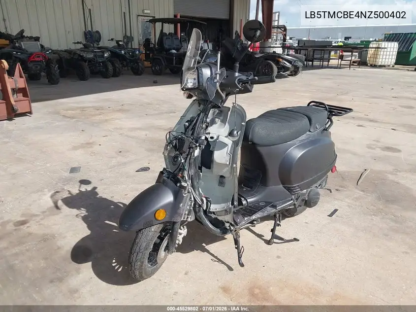 LB5TMCBE4NZ500402 2022 Fosti Scooter150