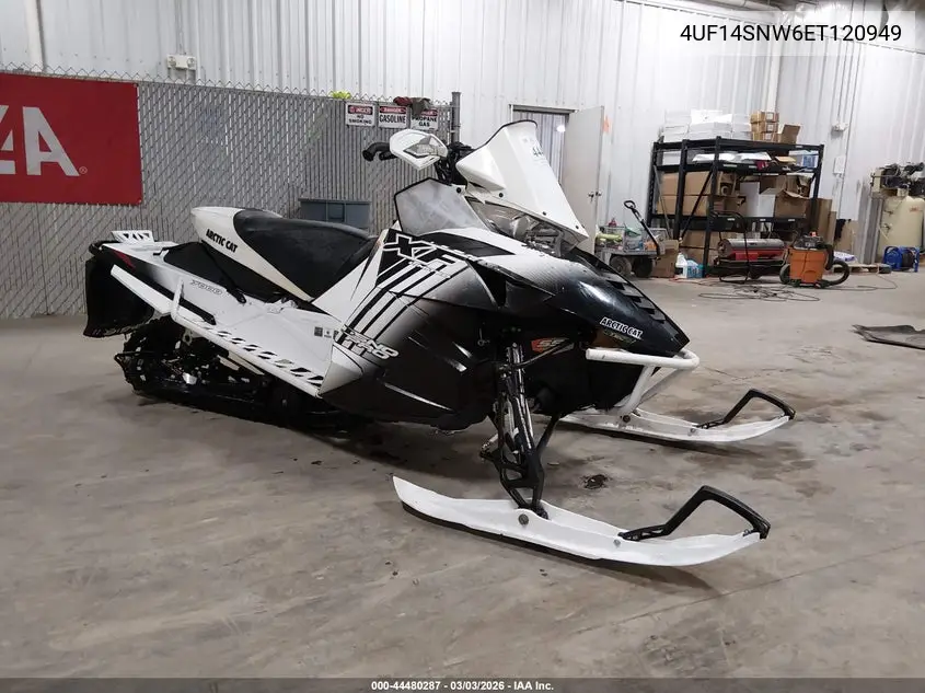 4UF14SNW6ET120949 2014 Arctic Cat 1049 Cc