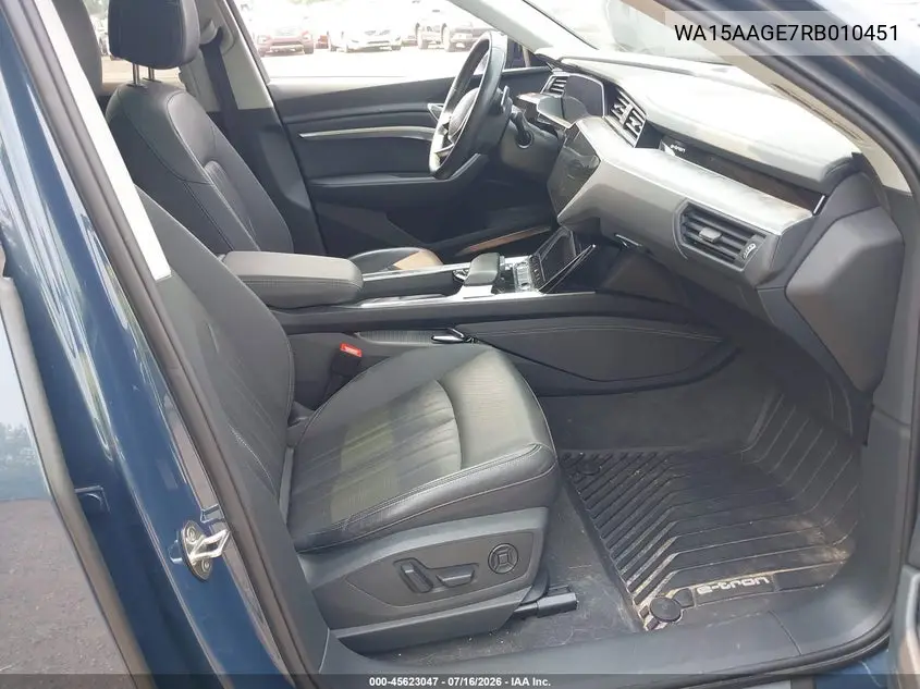 2024 Audi Q8 E-Tron Premium Plus Quattro VIN: WA15AAGE7RB010451 Lot: 45623047