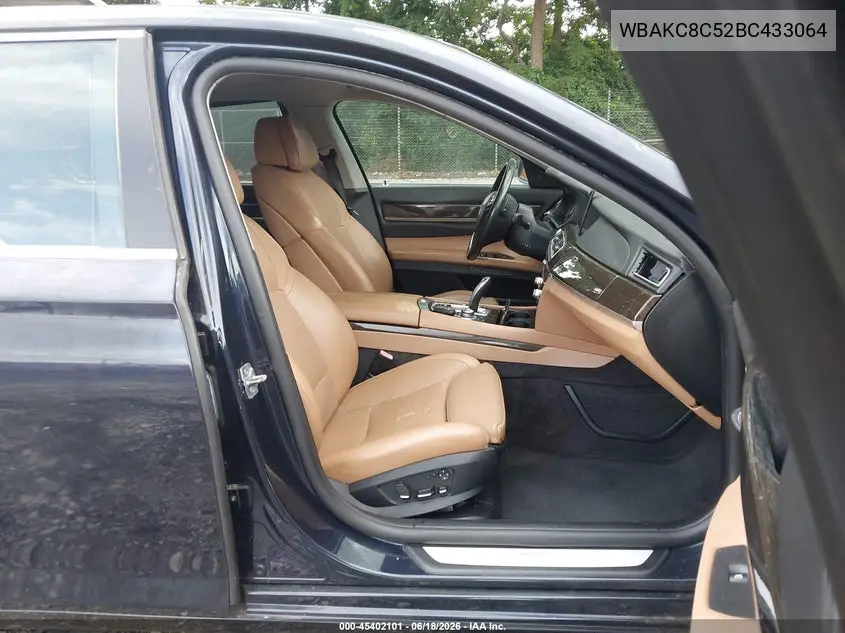 2011 BMW 750Li xDrive VIN: WBAKC8C52BC433064 Lot: 45402101