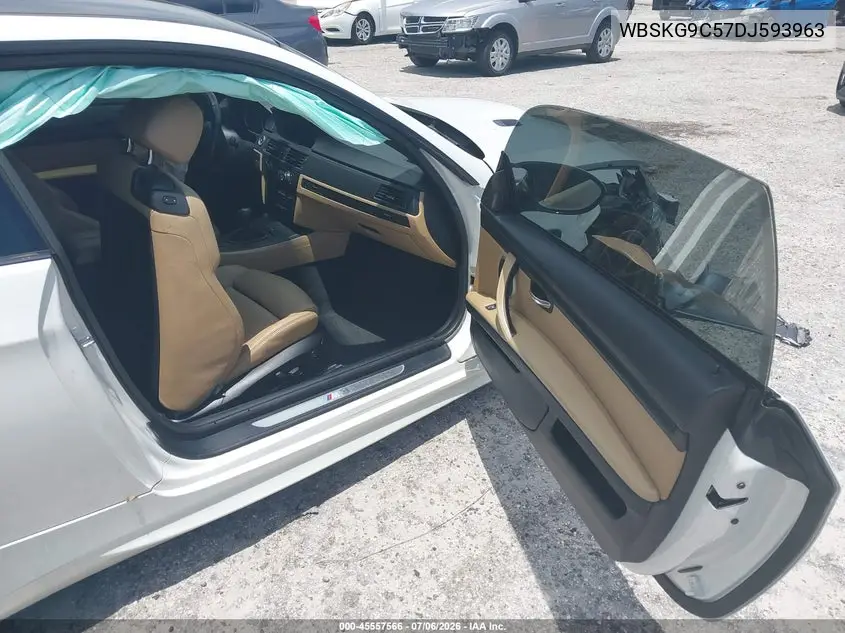 2013 BMW M3 VIN: WBSKG9C57DJ593963 Lot: 45557566