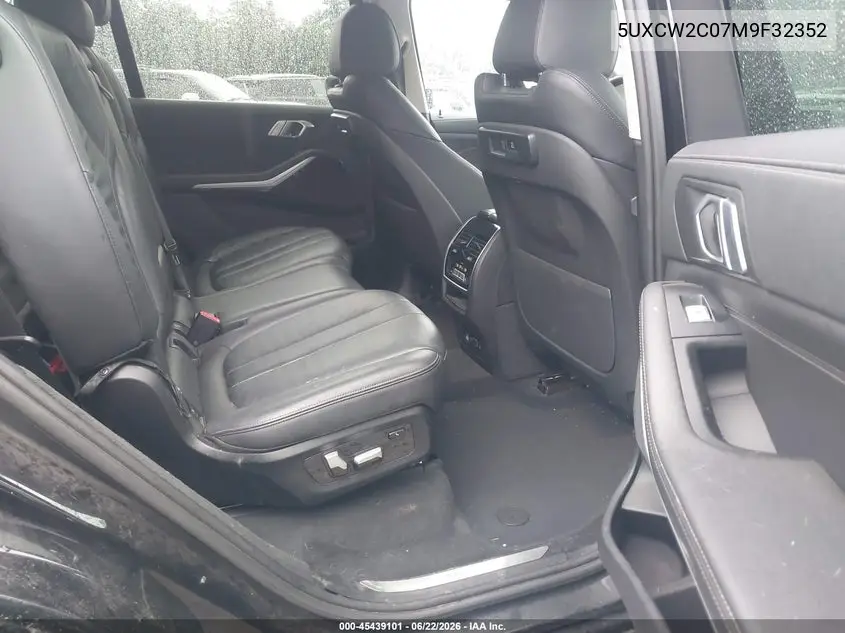 2021 BMW X7 xDrive40I VIN: 5UXCW2C07M9F32352 Lot: 45439101