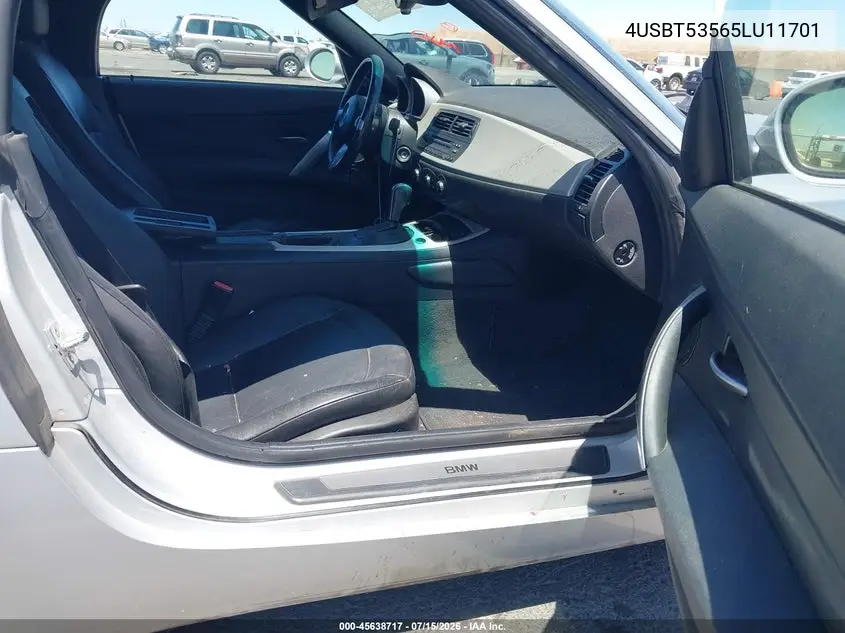 2005 BMW Z4 3.0I VIN: 4USBT53565LU11701 Lot: 45638717