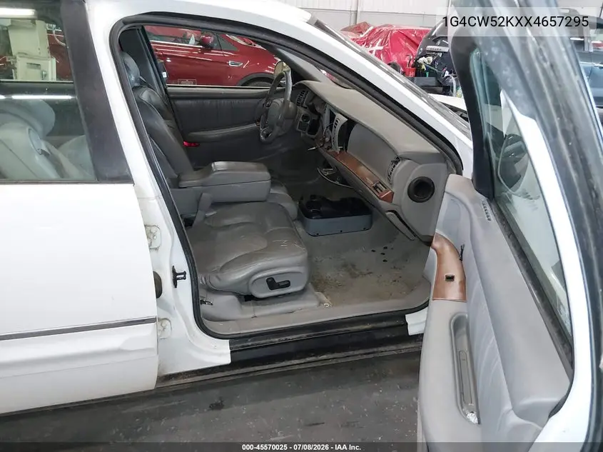 1999 Buick Park Avenue VIN: 1G4CW52KXX4657295 Lot: 45570025