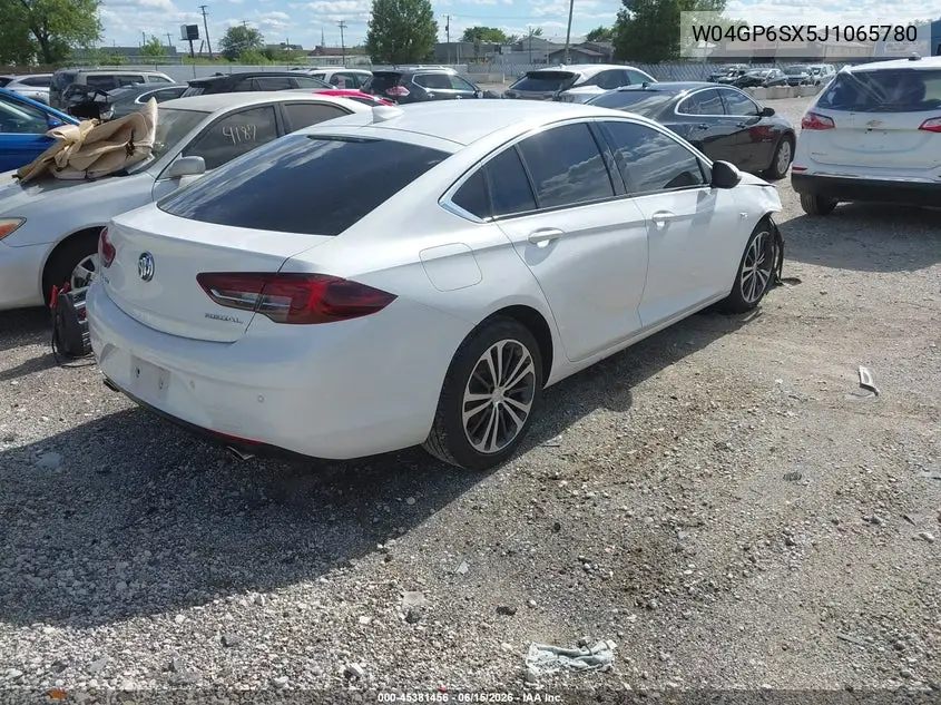 2018 Buick Regal Sportback Essence VIN: W04GP6SX5J1065780 Lot: 45381456