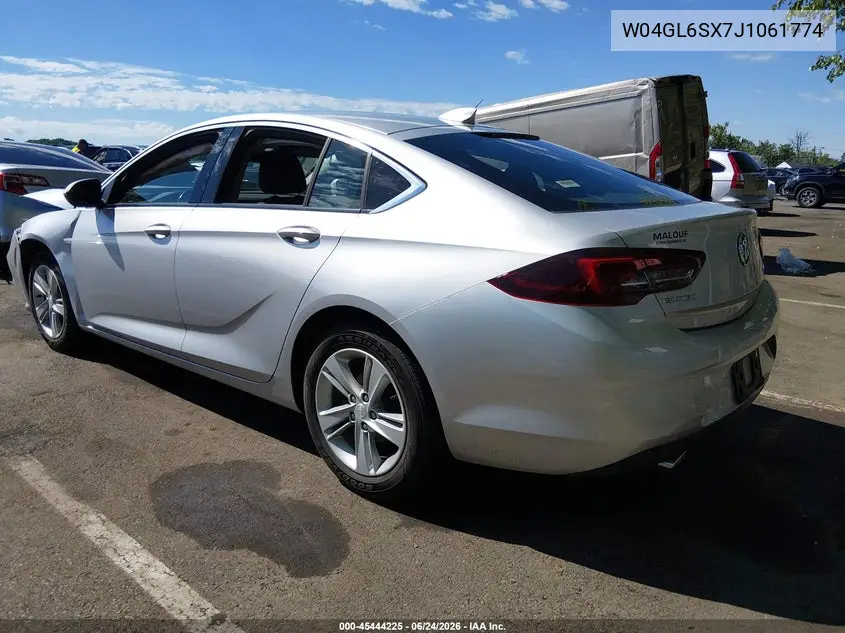 2018 Buick Regal Sportback Preferred VIN: W04GL6SX7J1061774 Lot: 45444225