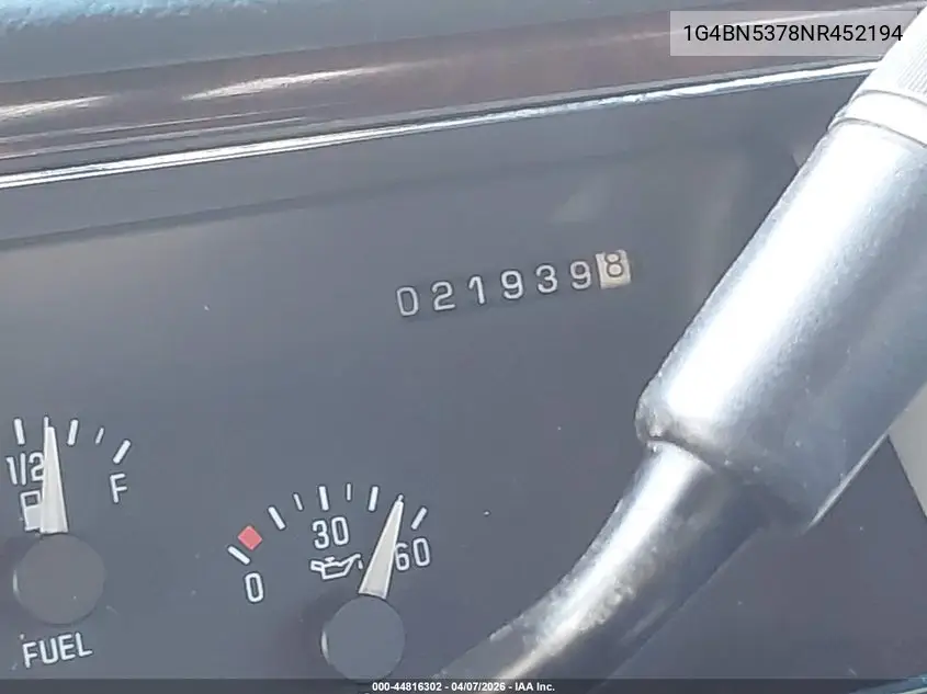 1992 Buick Roadmaster VIN: 1G4BN5378NR452194 Lot: 44816302