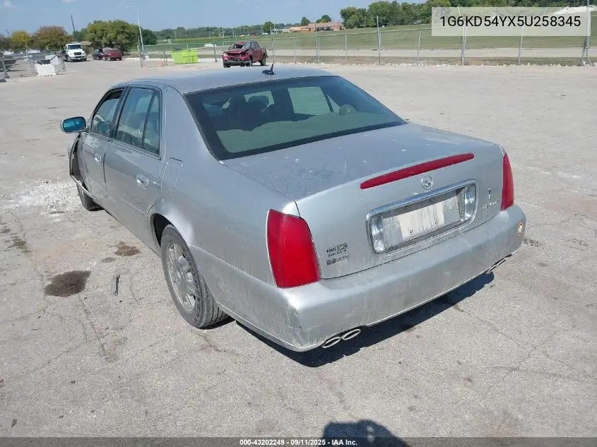 2005 Cadillac Deville Livery VIN: 1G6KD54YX5U258345 Lot: 43202249