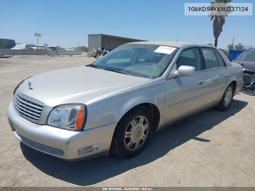 2005 Cadillac Deville Livery VIN: 1G6KD54YX5U237124 Lot: 45157688